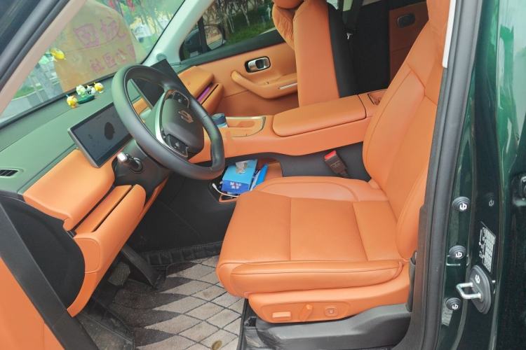 Used Leapmotor C16 2026 Extended-Range 280 LiDAR Zhizun Edition 6 Seats Left Front Seat