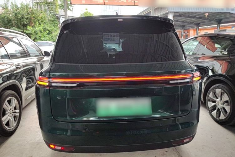 Used Leapmotor C16 2026 All-Electric 630 LiDAR Zhizun Edition 6 Seats Rear