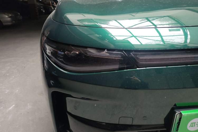 Used Leapmotor C16 2026 Extended-Range 280 LiDAR Zhizun Edition 5 Seats Right Front Headlight