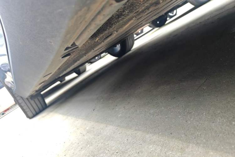 Used Leapmotor C16 2026 Extended-Range 280 LiDAR Version 6 Seats Right Side Sill