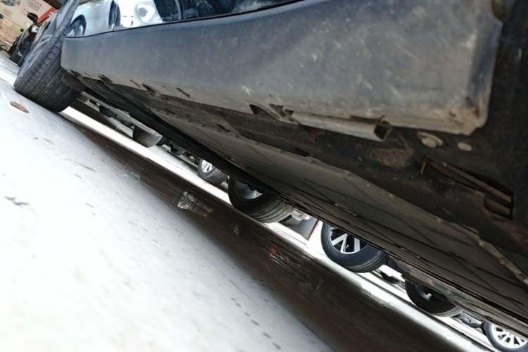 Used Leapmotor C16 2026 Extended-Range 280 LiDAR Zhizun Edition 5 Seats Right Side Sill
