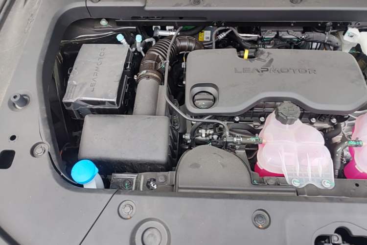Used Leapmotor C16 2026 Extended-Range 280 LiDAR Zhizun Edition 6 Seats Engine Bay Right