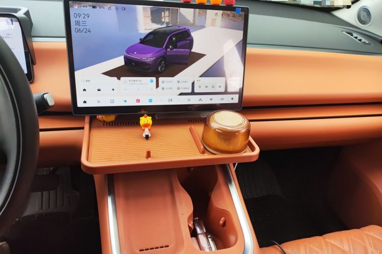 Used Leapmotor C16 2026 Extended-Range 280 LiDAR Zhizun Edition 5 Seats Audio And AC Panel