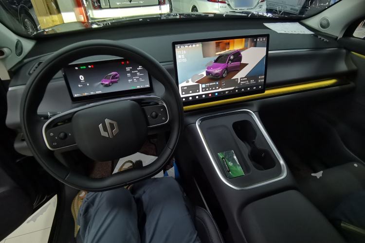 Used Leapmotor C16 2026 Extended-Range 280 LiDAR Version 6 Seats Center Console