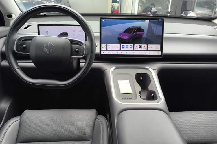 Used Leapmotor C16 2026 Extended-Range 280 LiDAR Version 6 Seats Center Console