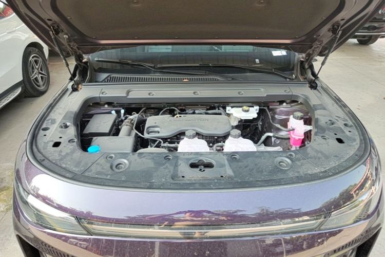 Used Leapmotor C16 2026 Extended-Range 280 LiDAR Version 6 Seats Engine Bay