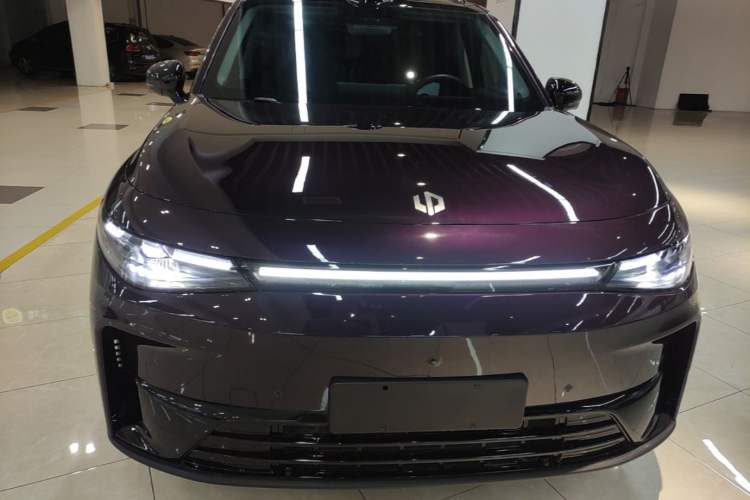 Used Leapmotor C16 2026 Extended-Range 280 LiDAR Zhizun Edition 6 Seats Front