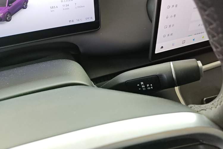 Used Leapmotor C16 2026 Extended-Range 280 LiDAR Zhizun Edition 5 Seats Gear Lever