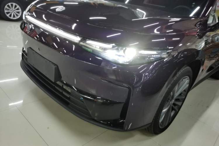 Used Leapmotor C16 2026 Extended-Range 280 LiDAR Version 6 Seats Left Front Headlight