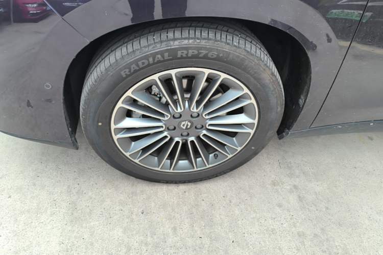 Used Leapmotor C16 2026 Extended-Range 280 LiDAR Version 6 Seats Left Front Wheel Hub