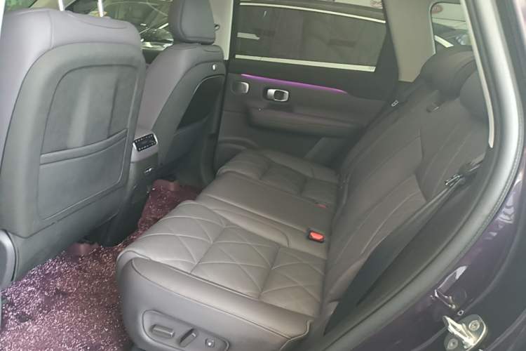 Used Leapmotor C16 2026 Extended-Range 280 LiDAR Zhizun Edition 5 Seats Left Rear Seat