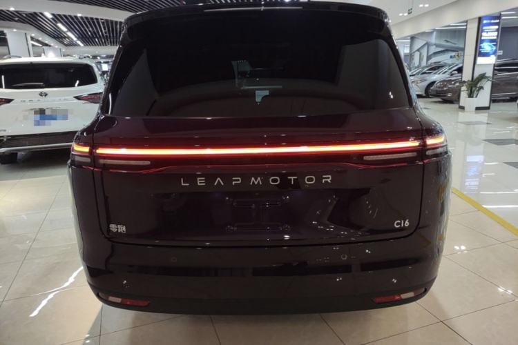 Used Leapmotor C16 2026 Extended-Range 280 LiDAR Zhizun Edition 6 Seats Rear