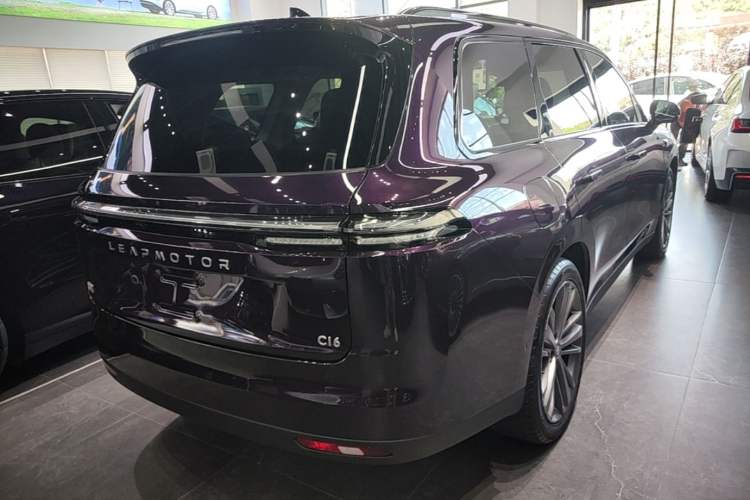 Used Leapmotor C16 2026 Extended-Range 280 LiDAR Zhizun Edition 6 Seats Rear Right 45 Deg
