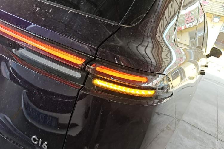 Used Leapmotor C16 2026 Extended-Range 280 LiDAR Zhizun Edition 5 Seats Right Rear Taillight
