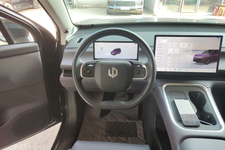 Used Leapmotor C16 2026 Extended-Range 280 LiDAR Version 6 Seats Steering Wheel