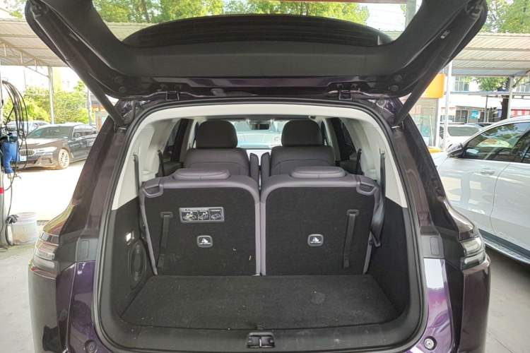Used Leapmotor C16 2026 Extended-Range 280 LiDAR Version 6 Seats Trunk
