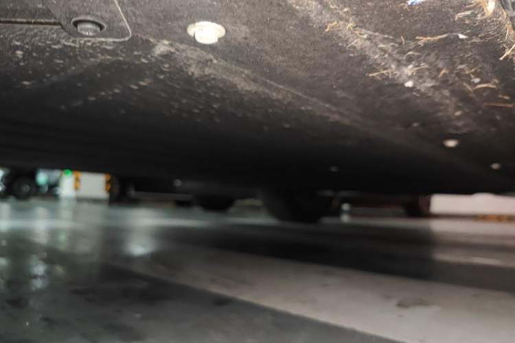 Used Leapmotor C16 2026 All-Electric 630 LiDAR Zhizun Edition 6 Seats Chassis Front Left