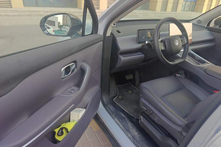 Used Leapmotor C16 2026 All-Electric 630 LiDAR Zhizun Edition 6 Seats Driver Seat