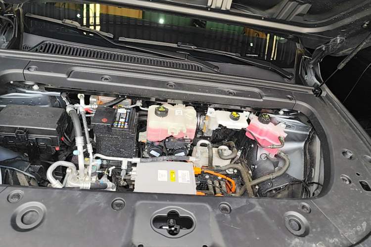 Used Leapmotor C16 2026 All-Electric 630 LiDAR Version 6-Seater Engine Bay