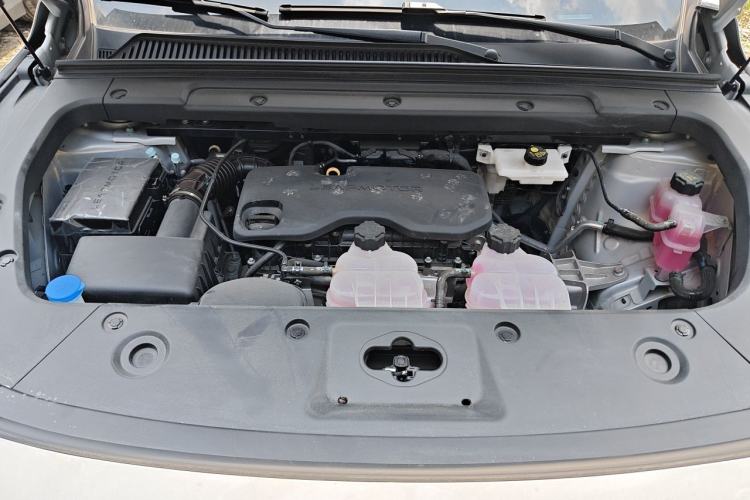 Used Leapmotor C16 2026 Extended-Range 280 LiDAR Version 6 Seats Engine Bay