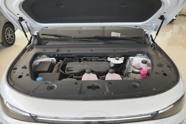 Used Leapmotor C16 2026 Extended-Range 280 LiDAR Zhizun Edition 6 Seats Engine Bay