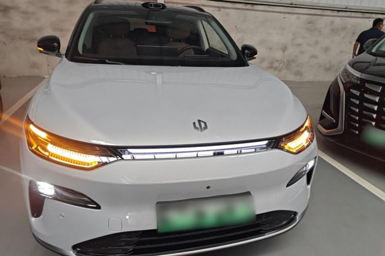 Used Leapmotor C16 2026 All-Electric 630 LiDAR Zhizun Edition 6 Seats Front