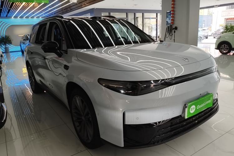 Used Leapmotor C16 2026 Extended-Range 280 LiDAR Zhizun Edition 5 Seats Front Right 45 Deg