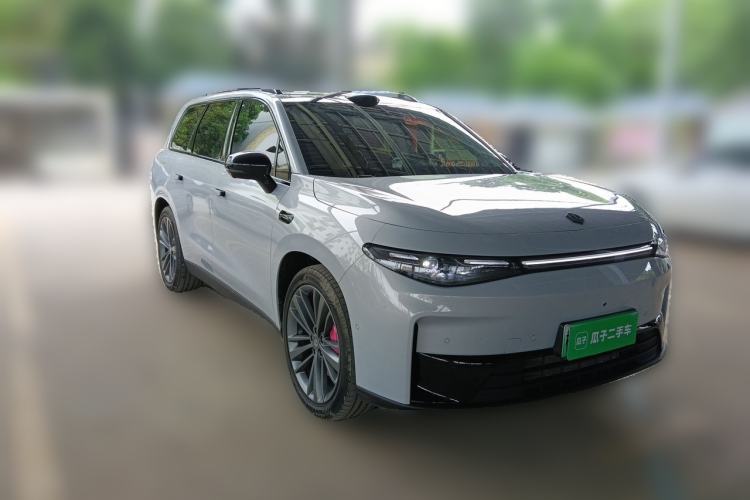 Used Leapmotor C16 2026 Extended-Range 280 LiDAR Zhizun Edition 6 Seats Front Right 45 Deg