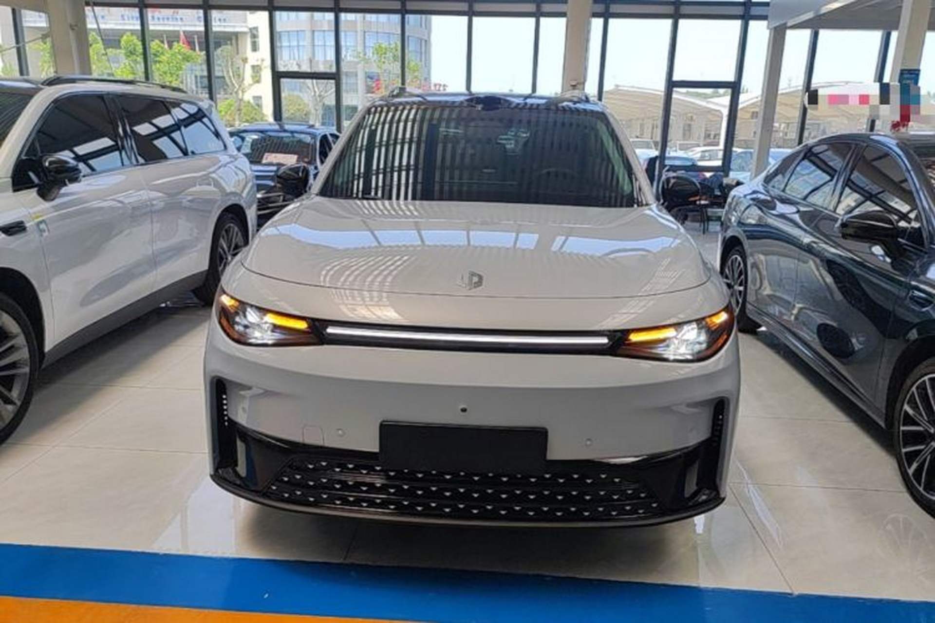 Used Leapmotor C16 2026 Pure Electric 630 LiDAR Zhizun Edition 5 Seats Front