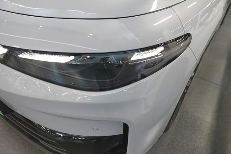 Used Leapmotor C16 2026 Extended-Range 280 LiDAR Zhizun Edition 5 Seats Left Front Headlight