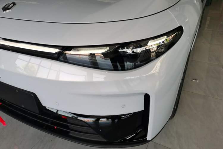Used Leapmotor C16 2026 All-Electric 630 LiDAR Zhizun Edition 6 Seats Left Front Headlight