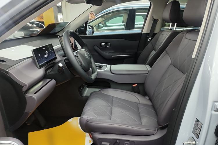 Used Leapmotor C16 2026 Extended-Range 280 LiDAR Zhizun Edition 5 Seats Left Front Seat