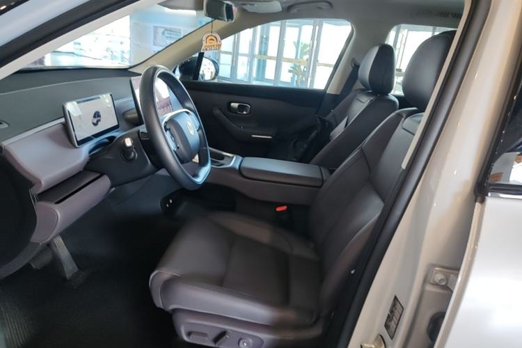 Used Leapmotor C16 2026 All-Electric 630 LiDAR Zhizun Edition 6 Seats Left Front Seat