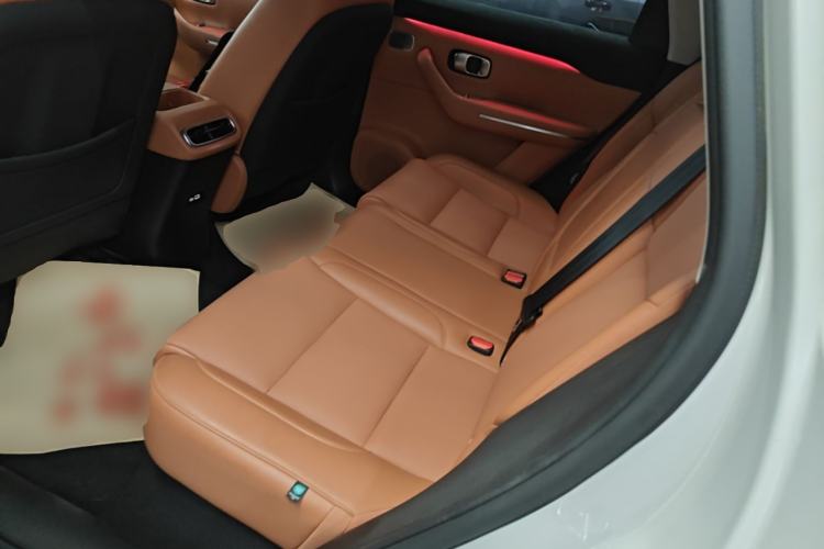 Used Leapmotor C16 2026 All-Electric 630 LiDAR Version 6-Seater Left Rear Seat