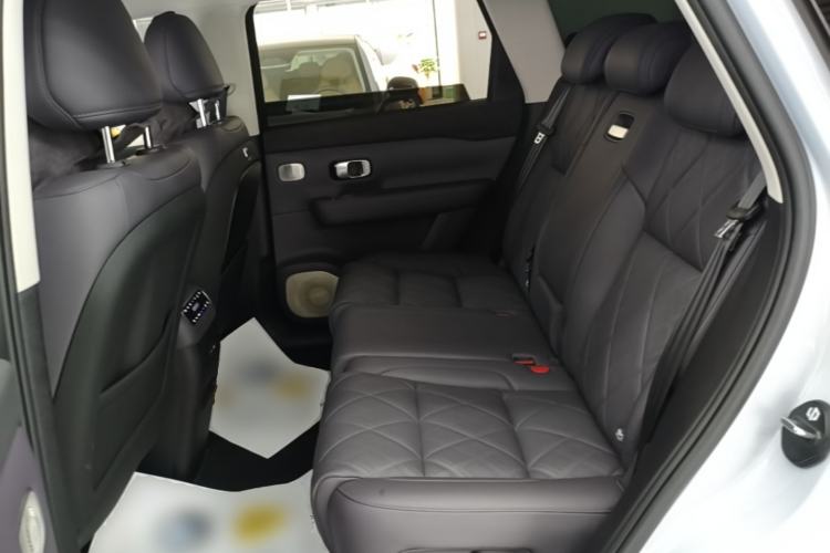 Used Leapmotor C16 2026 Extended-Range 280 LiDAR Zhizun Edition 5 Seats Left Rear Seat