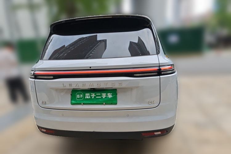 Used Leapmotor C16 2026 Extended-Range 280 LiDAR Zhizun Edition 6 Seats Rear