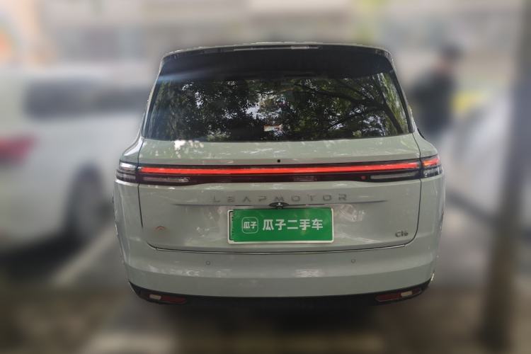 Used Leapmotor C16 2026 All-Electric 630 LiDAR Zhizun Edition 6 Seats Rear
