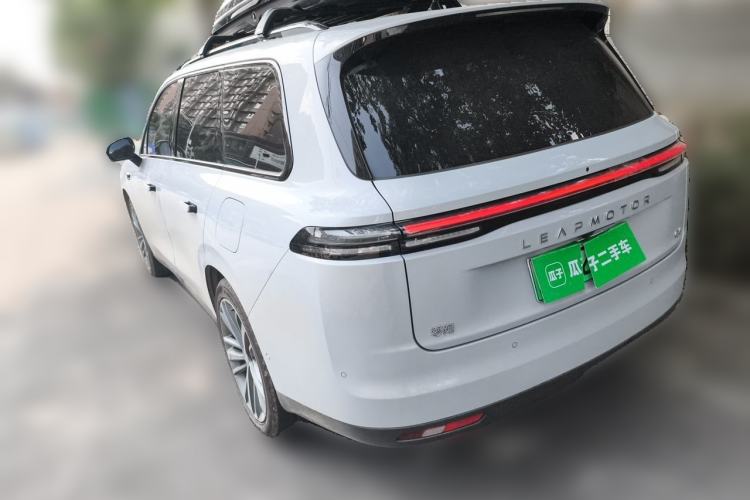 Used Leapmotor C16 2026 Extended-Range 280 LiDAR Zhizun Edition 6 Seats Rear Left 45 Deg