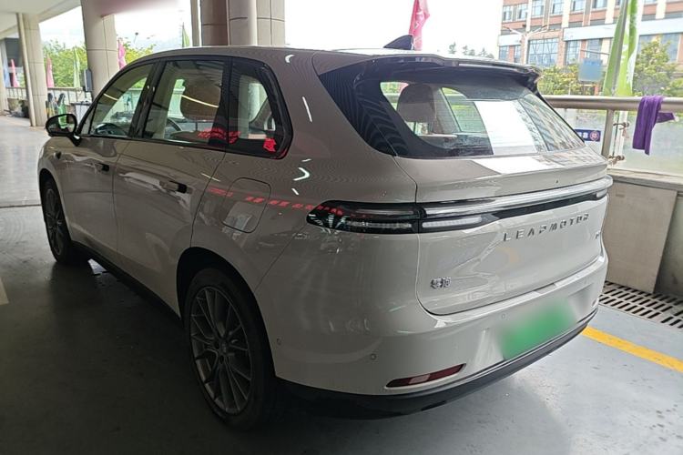 Used Leapmotor C16 2026 All-Electric 630 LiDAR Zhizun Edition 6 Seats Rear Left 45 Deg