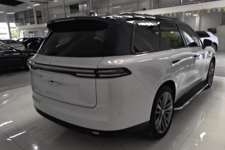 Used Leapmotor C16 2026 All-Electric 630 LiDAR Zhizun Edition 6 Seats Rear Right 45 Deg