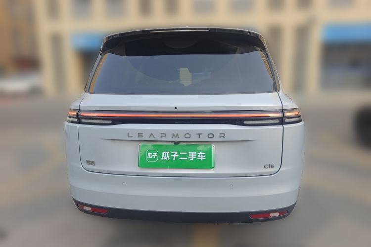 Used Leapmotor C16 2026 All-Electric 630 LiDAR Zhizun Edition 6 Seats Rear