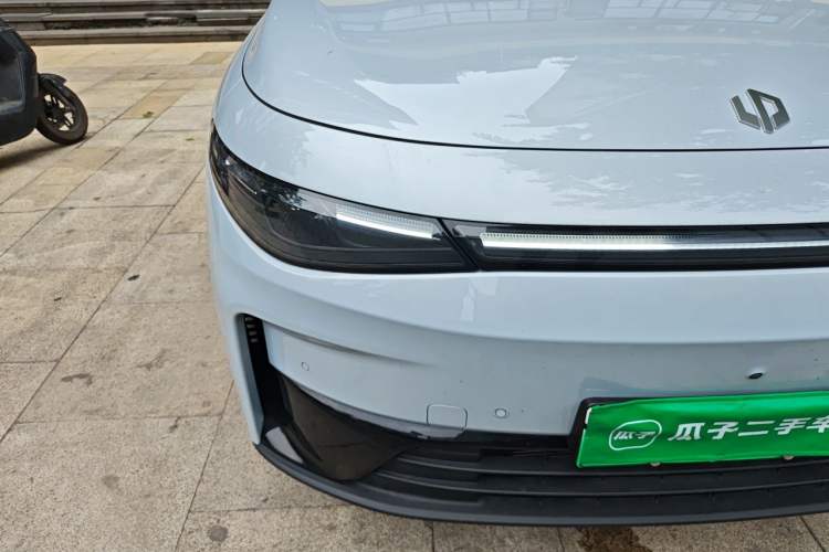 Used Leapmotor C16 2026 Extended-Range 280 LiDAR Zhizun Edition 6 Seats Right Front Headlight