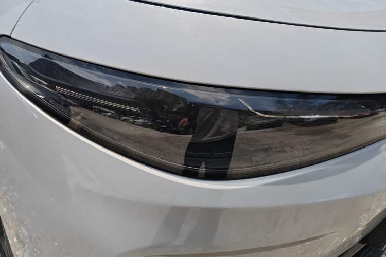 Used Leapmotor C16 2026 Extended-Range 280 LiDAR Version 6 Seats Right Front Headlight