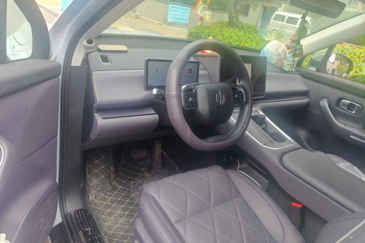 Used Leapmotor C16 2026 Pure Electric 630 LiDAR Zhizun Edition 5 Seats Steering Wheel