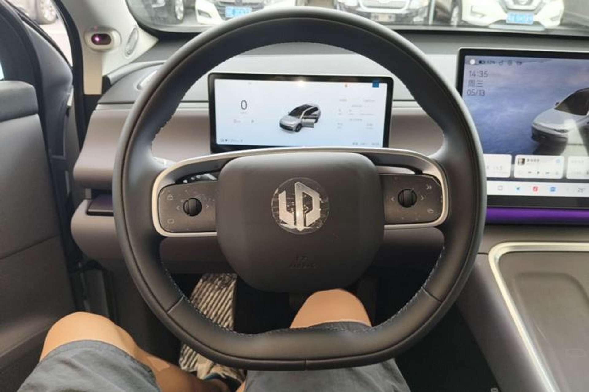Used Leapmotor C16 2026 All-Electric 630 LiDAR Version 6-Seater Steering Wheel