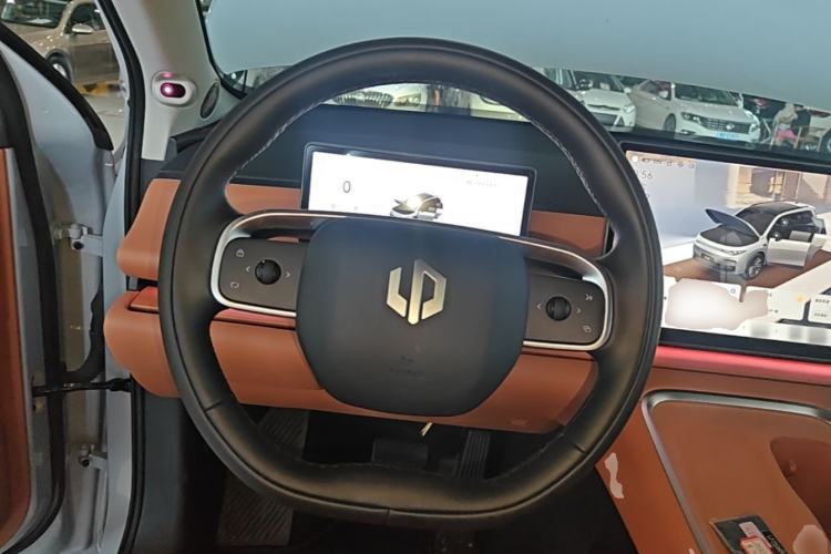 Used Leapmotor C16 2026 Extended-Range 280 LiDAR Version 6 Seats Steering Wheel