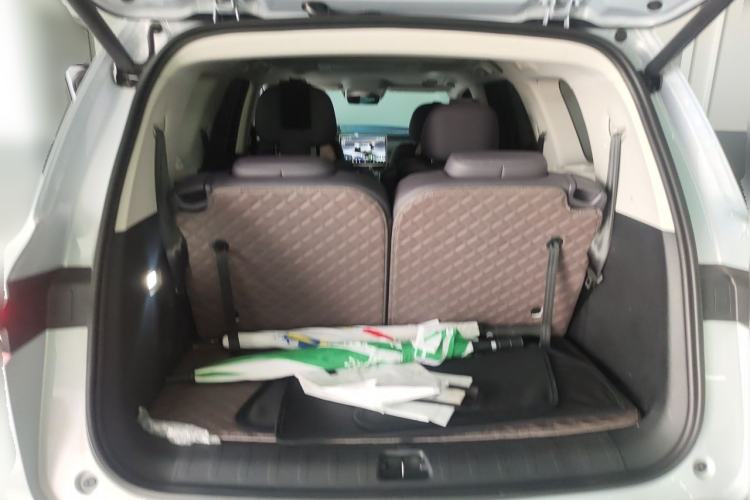 Used Leapmotor C16 2026 Extended-Range 280 LiDAR Zhizun Edition 6 Seats Trunk