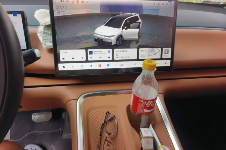 Used Leapmotor C16 2026 Extended-Range 280 LiDAR Zhizun Edition 6 Seats Audio And AC Panel