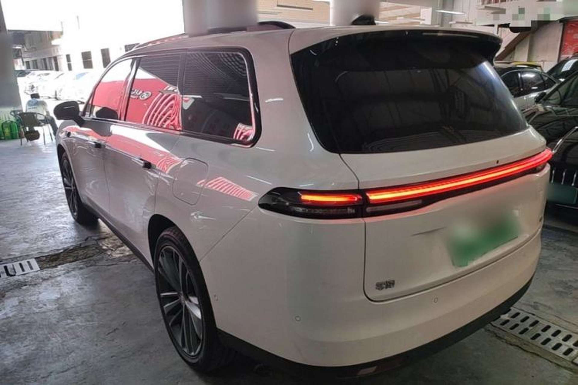Used Leapmotor C16 2026 Extended-Range 280 LiDAR Zhizun Edition 6 Seats Exterior 2