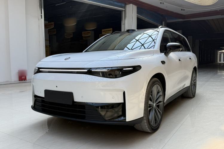 Leapmotor C16 2026 All-Electric 630 LiDAR Zhizun Edition 6 Seats